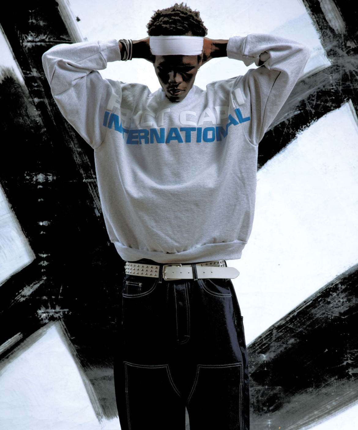 "Capri International" Crewneck