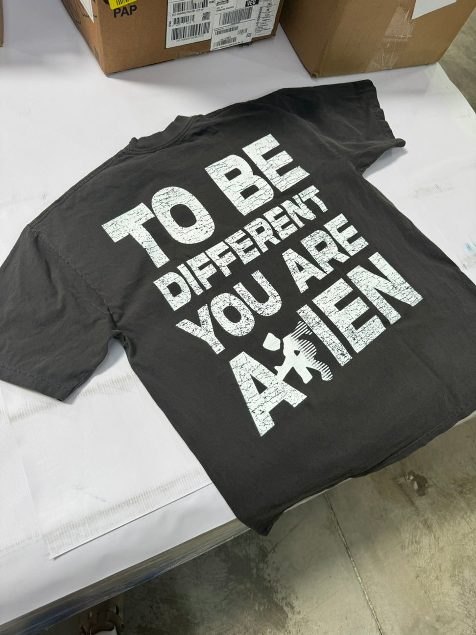 CAPRI "ALIEN" TEE