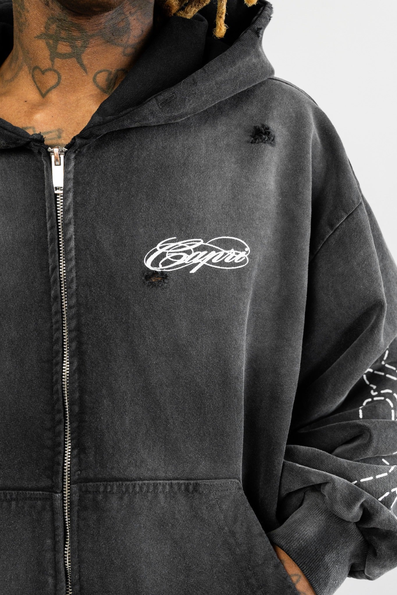 Running Man Zip grey close detail